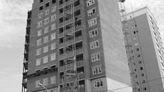Покупать квартиры в строящихся домах сейчас менее выгодно, чем готовое жилье.