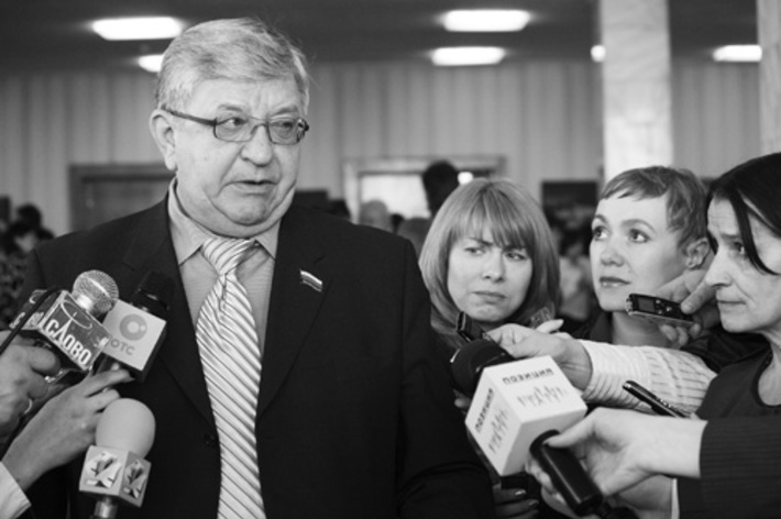 Алексей Беспаликов сообщил журналистам, что теперь у губернатора есть возможность вплотную заняться формированием правительства НСО.