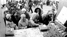 Дешевая продукция уходит влёт.