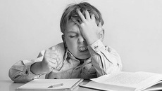 Психологическое, а тем более физическое насилие над формирующейся личностью ребенка не только антипедагогично, но просто недопустимо. Фото с сайта psymodern.ru