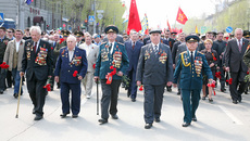 Ветераны на параде в Новосибирске 9 Мая 2009 г. Фото Бориса МОСКВИНА.
