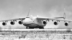 Ан-225 «Мрия» — самый большой самолет в мире.