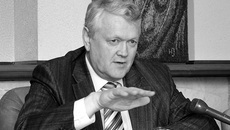 Академик Александр Асеев.