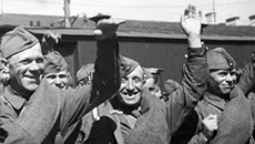 Бойцы Красной армии отправляются на фронт. 1941 г.