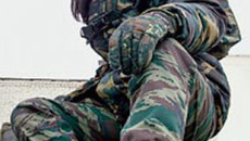 Традиция массового найма в армию женщин сложилась в России в девяностые годы.