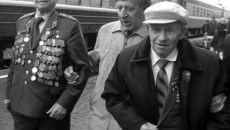 На снимке (слева направо): Леонид Пономаренко, Федор Киселев и Александр Анцупов.