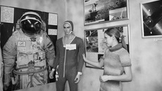 Здесь же расположился музей имени Кондратюка.