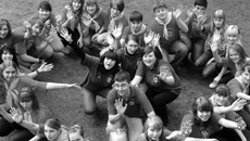 Таковы они, нынешние пионеры.