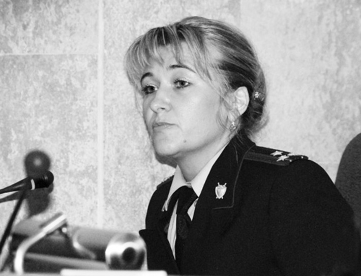 Выступает Елена Зерняева.