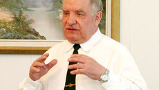 Николай Савченко не из тех людей, которые любят сидеть без дела.