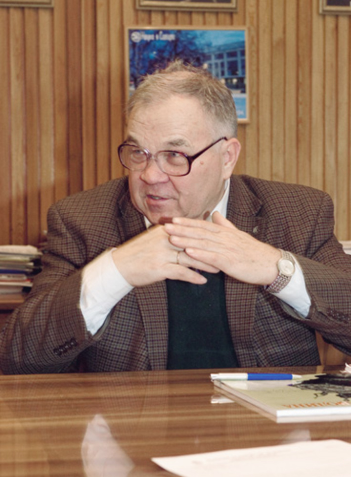 Николай Леонтьевич Добрецов.