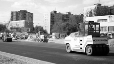 Устройство «дорожной одежды» на улице Кошурникова.