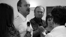 Сергей Сазанов во время брифинга.