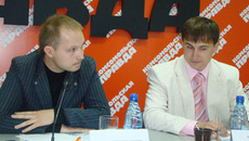 Алексей Борисек и Михаил Камаев во время пресс-конференции.