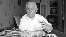 Дмитрий Бакуров: «Одно время я мечтал стать моряком. У меня даже тельняшка была...»
