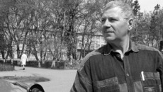 На снимке: фермер-предприниматель Виктор Майбах. Фото автора.