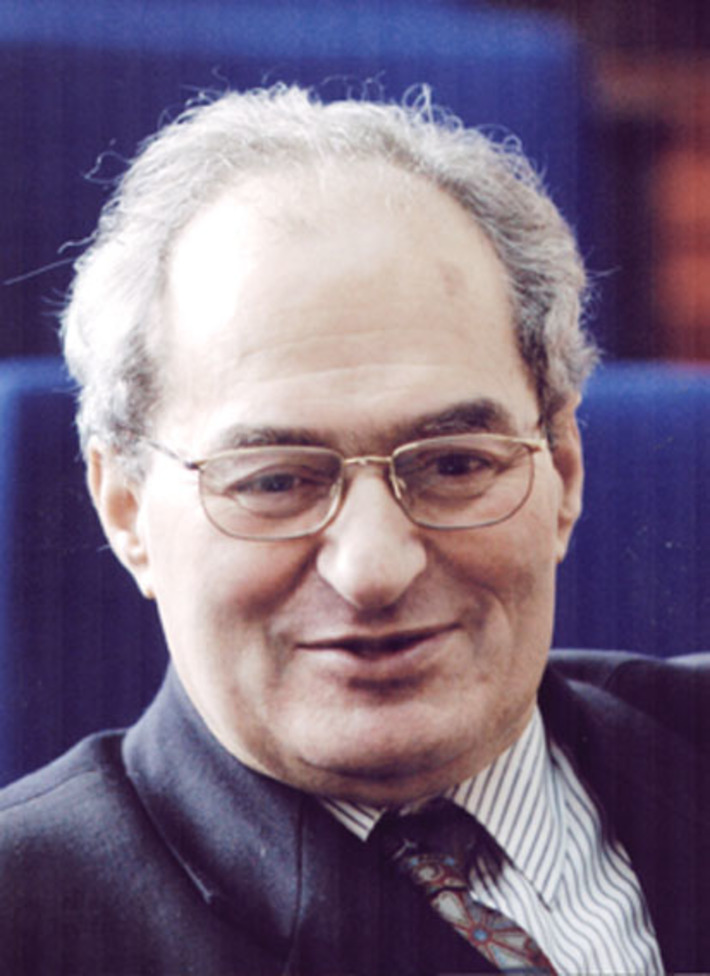 Ролен НОТМАН.