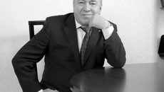 Владимир Женов.