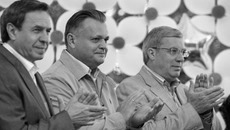 Участников праздника приветствуют Владимир Городецкий, Александр Целько и Виктор Толоконский.