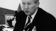 Глава Татарского района Валерий Носков.