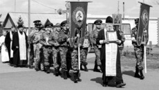 Крестный ход в селе Студеном возглавлял отец Алексий — настоятель Свято-Владимирского храма в городе Карасуке.