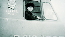 Машинист всегда на своем месте. Всех видит, всё замечает...