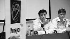 Александр Дубынин (слева) и председатель Совета научной молодежи СО РАН Андрей Матвеев уверены, что фестиваль науки и инноваций поможет мотивировать и вовлечь молодое поколение в научную и исследовательскую деятельность.