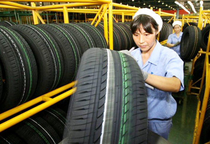 Импорт китайских автомобильных покрышек в США оценивается в 1,8 миллиарда долларов.
