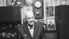 Сергей Макарович Борисов ушел на пенсию в 93 года и сегодня в свои 107 лет готов идти на выборы.