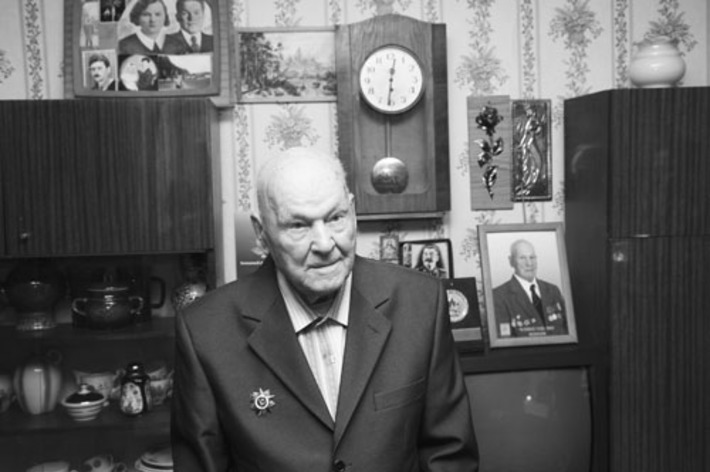 Сергей Макарович Борисов ушел на пенсию в 93 года и сегодня в свои 107 лет готов идти на выборы.