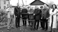 Члены краснозерского землячества и руководители района. Октябрь 2010 года.