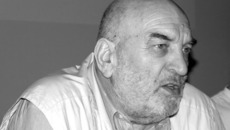 Алексей Петренко