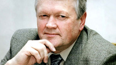 Александр Асеев.