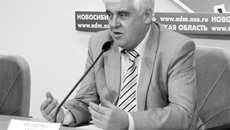 Министр сельского хозяйства области Георгий Иващенко отвечал на вопросы работников печати, радио и телевидения полно, доходчиво, интересно.