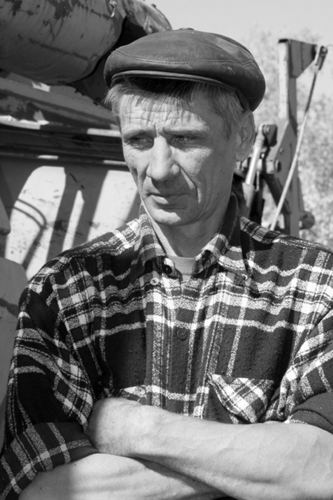 Комбайнер Сергей Лахно.
