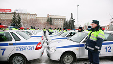 Новые автомобили пополнили парк новосибирской милиции.
