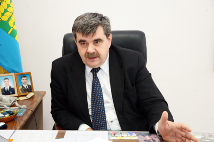 Глава Мошковского района Сергей Лысенко.