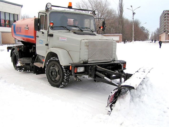 Дороги требуют постоянного внимания.