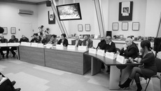 Первая встреча гостей фестиваля с читателями в Новосибирской областной научной библиотеке прошла в жанре острой дискуссии.