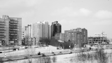 Как сделать город удобным для жизни?  Фото Сергея ДЯТЛОВА.