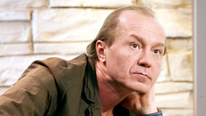 Андрей Панин.