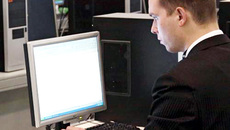 Судебные приставы найдут должника и во Всемирной паутине.