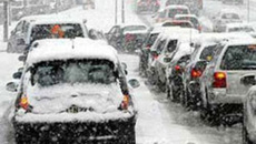 В наших автопробках, кажется, можно и на пенсию выйти. Фото с www.vmurm.ru