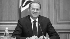 Василий Юрченко: «В 2011 году мы должны по всем показателям превысить докризисный уровень развития». Фото Михаила ПЕРМИНА.
