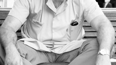 Михаил Пореченков в роли доктора Тырсы.