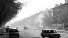 В прошлом году прокуратурой выявлено немало нарушений в дорожной сфере Новосибирска. Фото Михаила ПЕРМИНА.