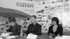 Участники круглого стола (слева направо): Елена Левшанова, Андрей Харланов, Галина Левичева.