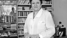 Людмила Рустамова всю жизнь посвятила сельскому здравоохранению — она и заведующая, и единственный врач Половинновской участковой больницы. В оценке ее труда коллеги и пациенты единодушны: «Отлично, доктор!»