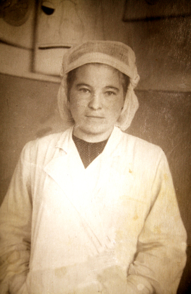 В студенчестве Лия мечтала стать хирургом.