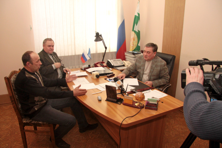 Юрий Дмитриев на приёме у Евгения Покровского.
